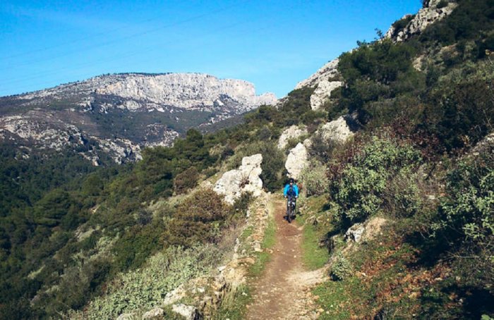Mountain hiking trail on Mount Barnitha