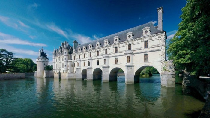 Stunning historical monuments in France