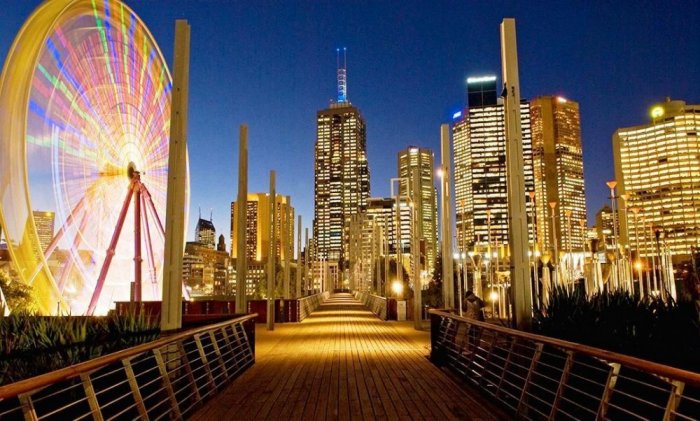 Melbourne is an ideal tourist destination for shopping and great food