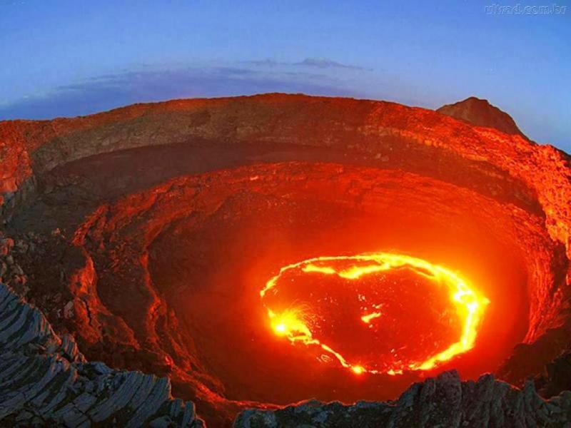 The crater is the largest crater in Saudi Arabia - The crater is the largest crater in Saudi Arabia
