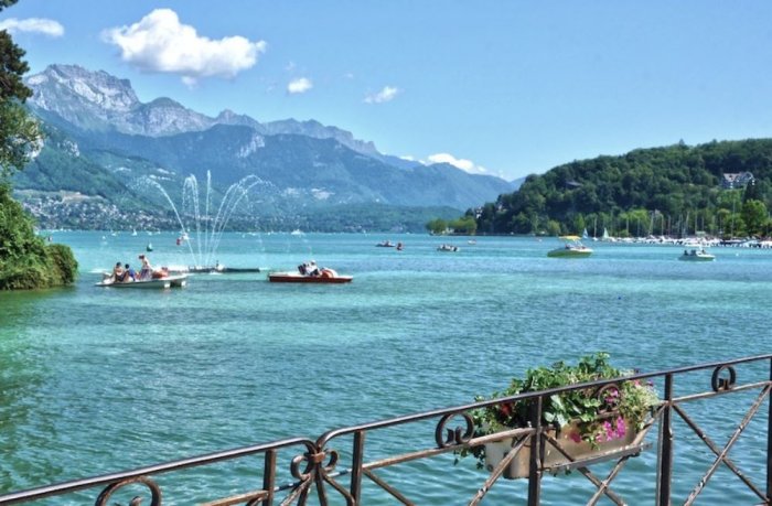 Magnificent Lake Annecy