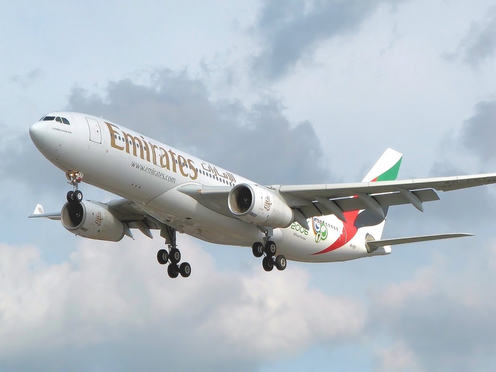 Holiday-Mai-Emirates-United Arab Emirates-Dubai-Airline-Emirates_000 = 750