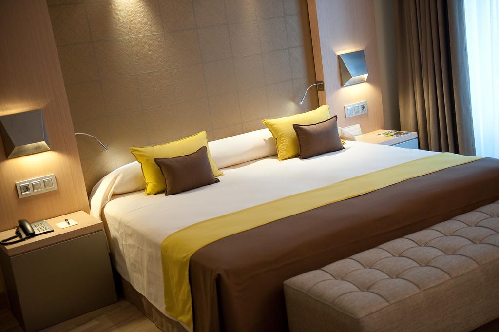 Hotels in Malacca Spain