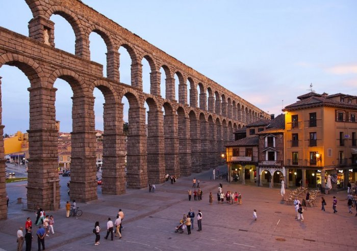 Segovia Channel - Aqueduct of Segovia