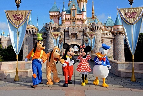 Disneyland Orlando is one of the most beautiful tourist places in America