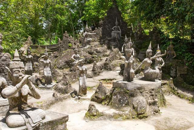 Secret Buddha Kusamoy Garden 
