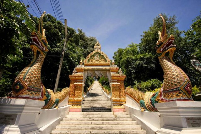 Golden Mountain Temple in Chiang Mai 