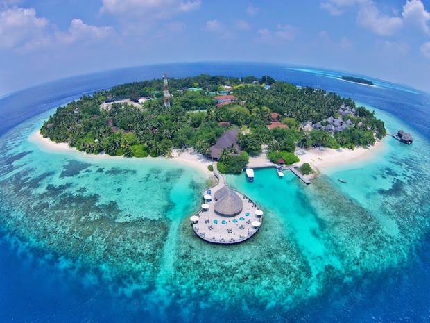 Top 4 activities when visiting Bandos island Maldives