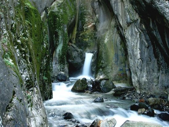 Bursa small waterfall Saidabad