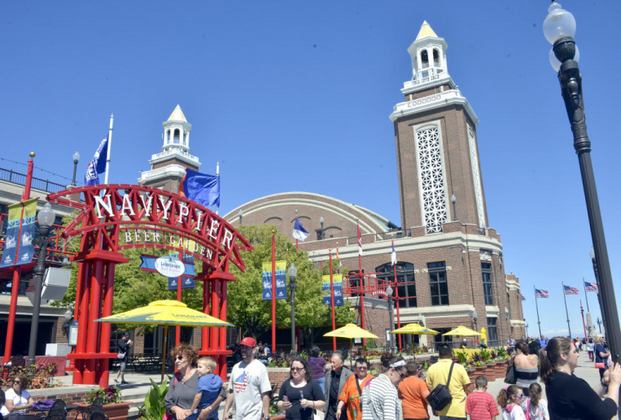 Chicago's pier is one of the most beautiful tourist destinations in America