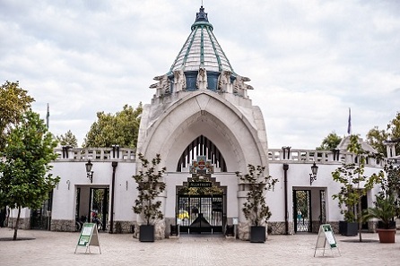 Budapest Zoo is one of the best tourist parks in Budapest