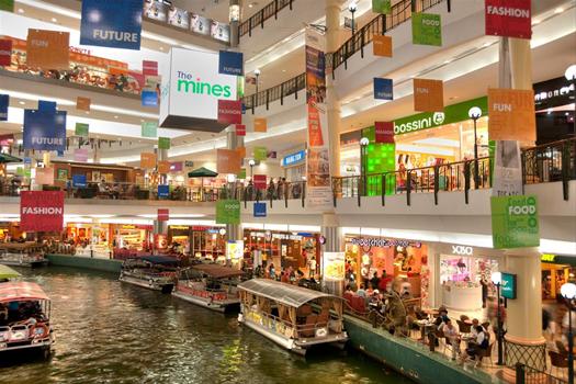 One of the most important malls in Selangor Malaysia