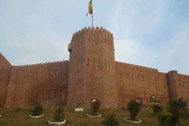 Bahu Fortress in Kashmir 