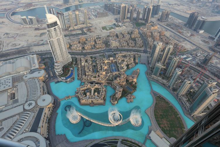 Top 8 activities in Burj Khalifa Dubai UAE - Top 8 activities in Burj Khalifa Dubai, UAE