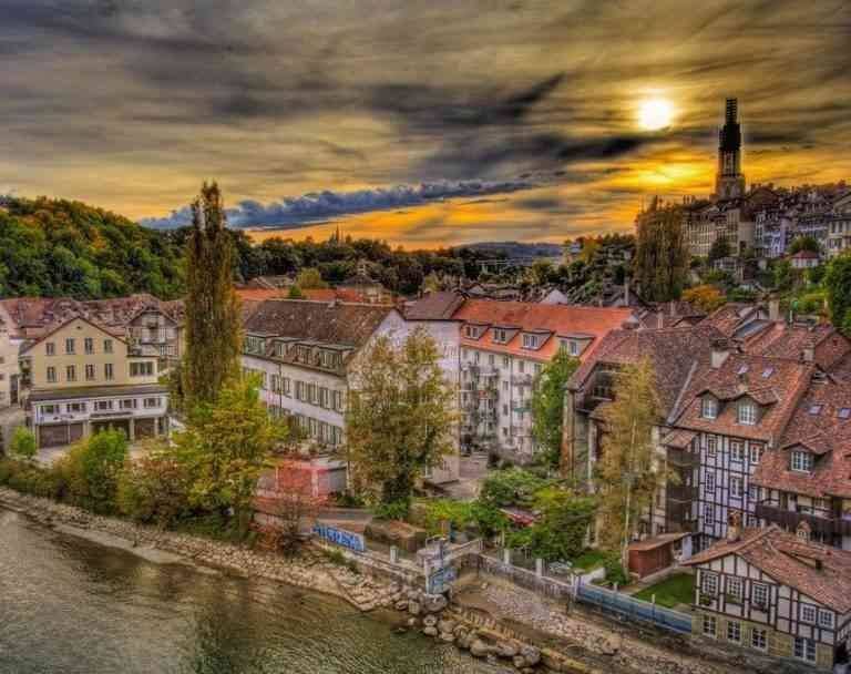 Find out the temperatures and the best times to visit Berne Switzerland