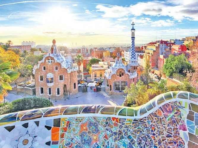 Find out the best times to visit Valencia, Spain