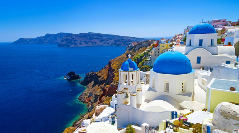 Entertainment in Greece - travel advice to Greece