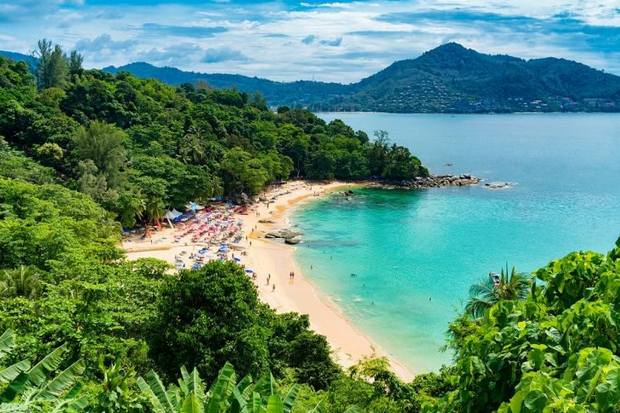 Where is Phuket and what are the most important cities near Phuket?