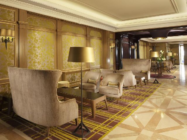 1583176173 970 Report on the Rochester Champs Elysees Hotel Paris - Report on the Rochester Champs-Elysees Hotel Paris