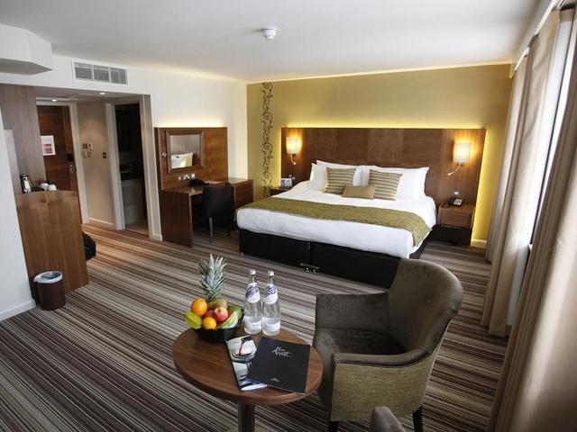 Blicmore Hyde Park Best Cheap Hotels in Central London 4 star rating