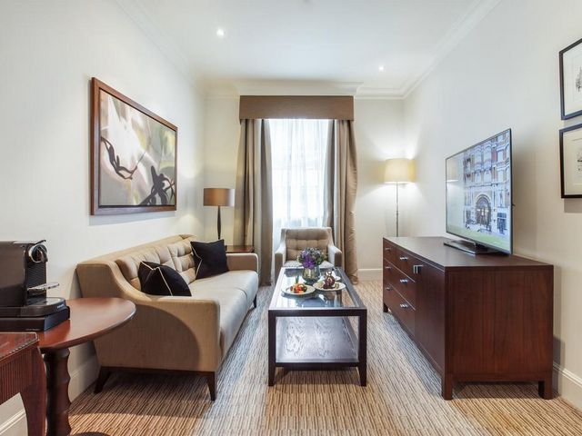 Discover Westminster hotels London with high-quality facilities