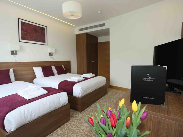 Cheaper London hotels on Arab Street with high-quality hotel features
