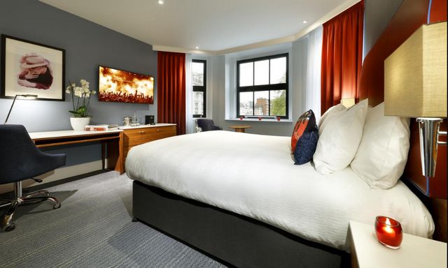 A detailed report and how to book Hard Rock Hotel London