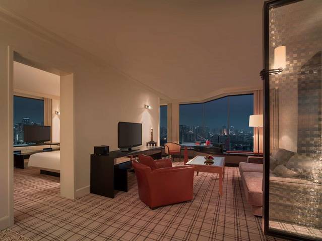     Grand Hyatt Bangkok is the best hotel for those looking for hotels suitable for young people