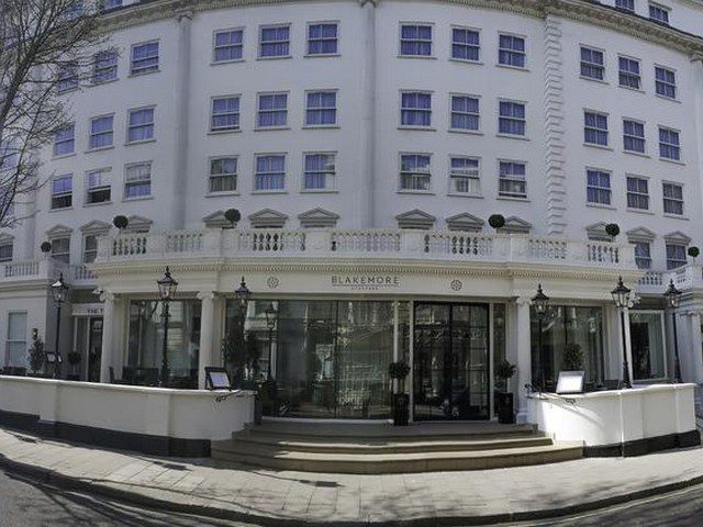 Report on Blakemore Hyde Park Hotel