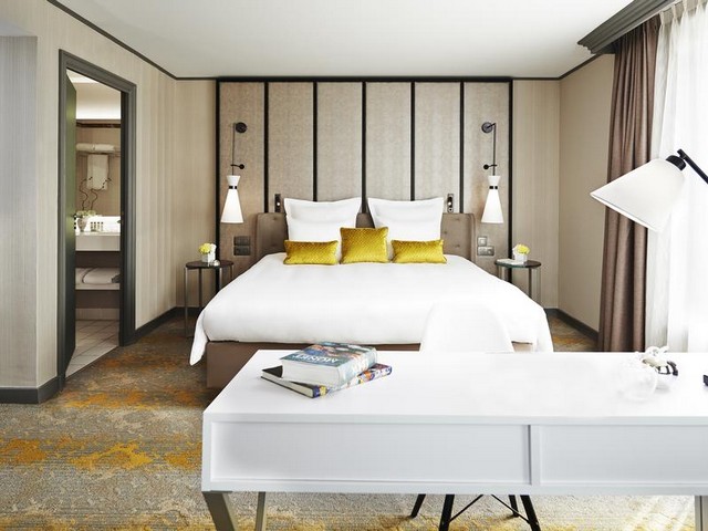 Renaissance Paris La Defense Hotel offers sophisticated and modern accommodations