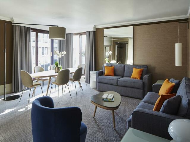 Furniture elegance at the London Marriott Regent Park is what makes the hotel special.