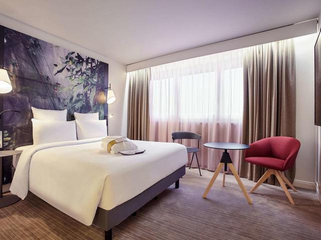 Room specifications and prices at the Mercure Lydance Hotel Paris