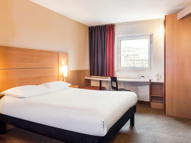 A group of the best and cheapest London hotels with upscale accommodations