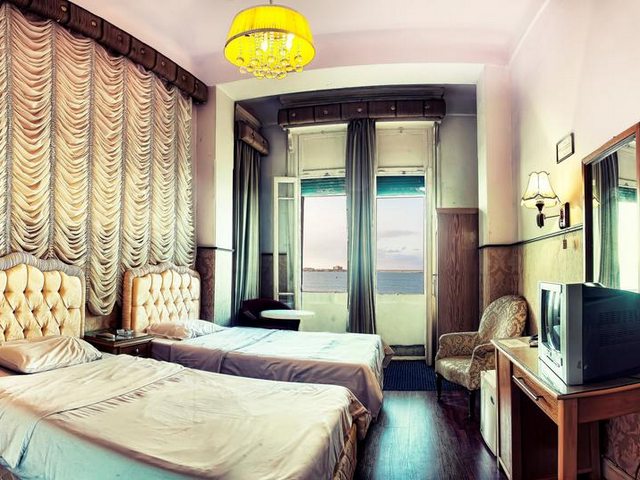 Philip Hotel Alexandria has air-conditioned rooms decorated in ancient Egyptian style.