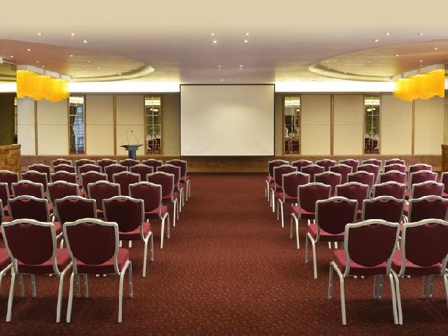 The most luxurious meeting room at the Swiss-Belhotel Bahrain 