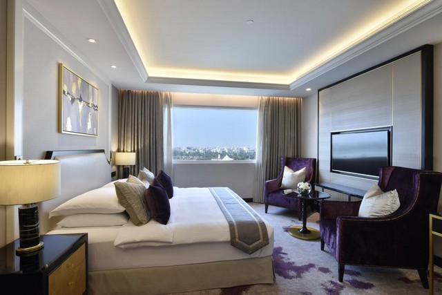 We collected the best five-star hotels in Manama