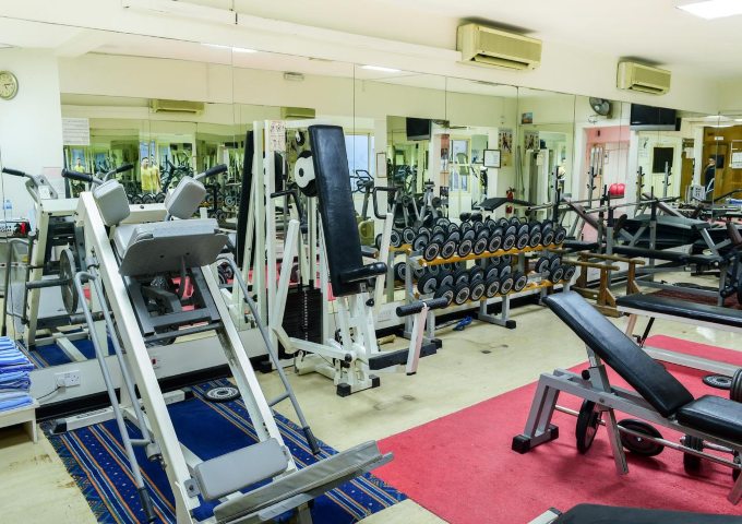 The gym at Ramee International Hotel Bahrain