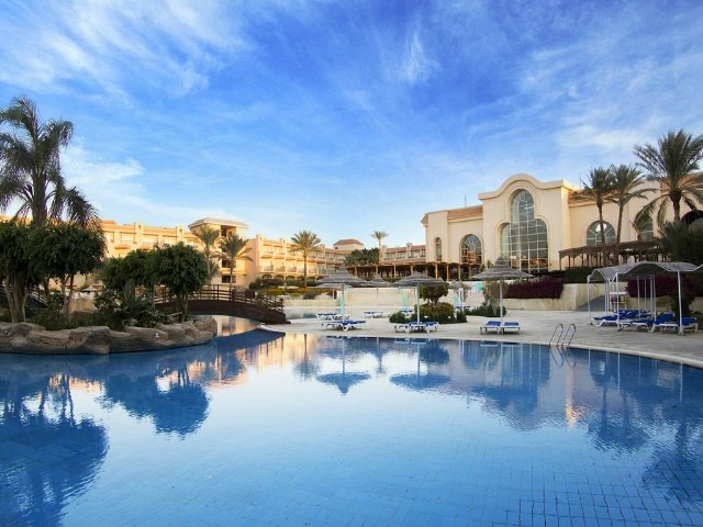 1587973042 567 6 of the best Hurghada resorts 5 stars recommended 2020 - 6 of the best Hurghada resorts 5 stars recommended 2022