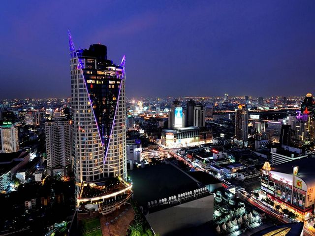 Report on Centara Grand Bangkok Hotel
